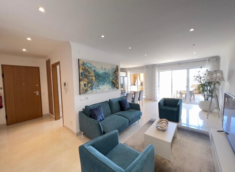 Modern With In-&outside Pool, Sauna&gym, Heating, Rooftop Terrace With Amazing Sea&mountains View Apartment *