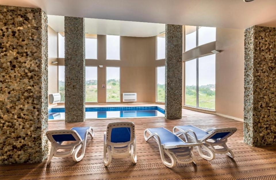 Modern With In-&outside Pool, Sauna&gym, Heating, Rooftop Terrace With Amazing Sea&mountains View *