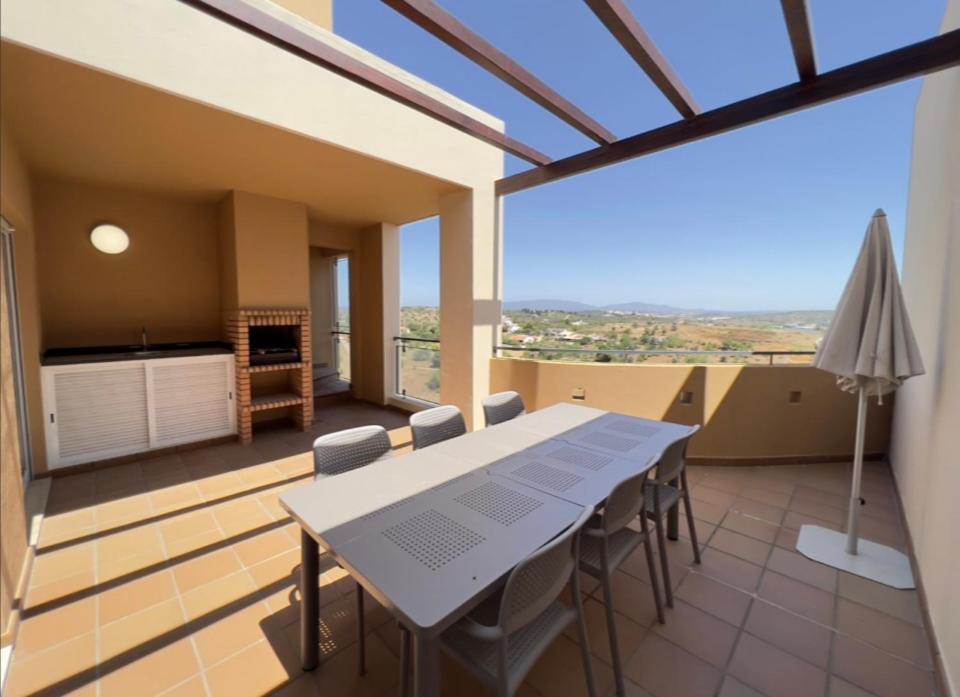 Apartment Modern With In-&outside Pool, Sauna&gym, Heating, Rooftop Terrace With Amazing Sea&mountains View *