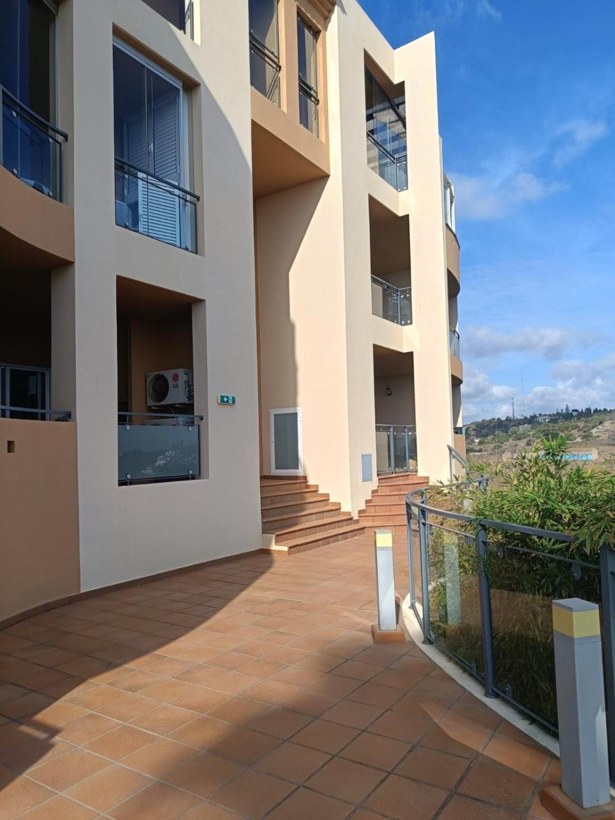 Apartment Modern With In-&outside Pool, Sauna&gym, Heating, Rooftop Terrace With Amazing Sea&mountains View *